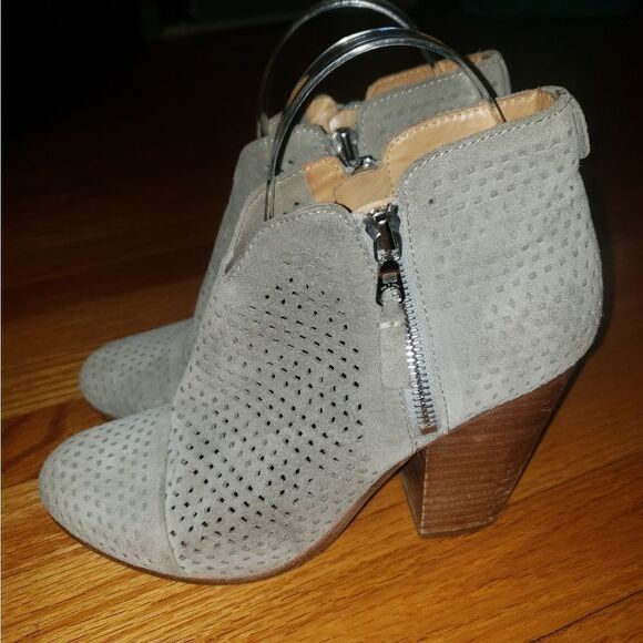 Rag & Bone gray leather booties - Picture 3 of 9